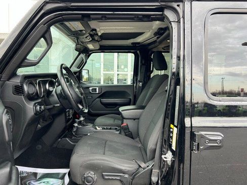 Used 2020 Jeep Wrangler Unlimited Sport image 9