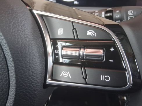 New 2026 Kia Seltos EX FWD image 12