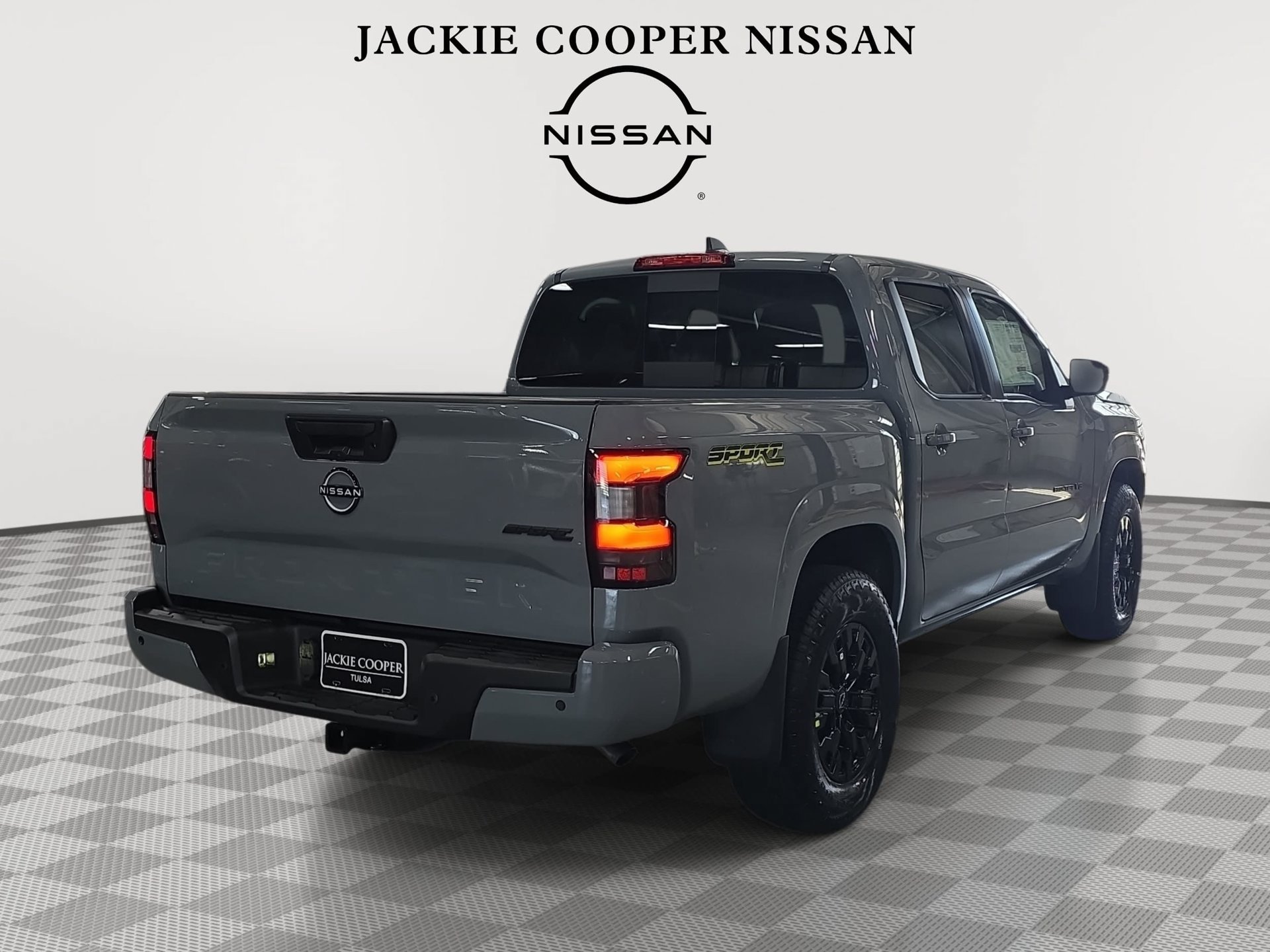 New 2027 Nissan Frontier SV w/ SV Convenience Package AWD/4WD image 5
