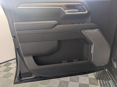 Certified 2024 Chevrolet Silverado 2500 High Country w/ Technology Package image 10