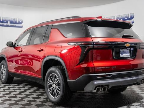 New 2026 Chevrolet Traverse LT image 4