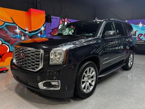 Used 2020 GMC Yukon Denali image 1