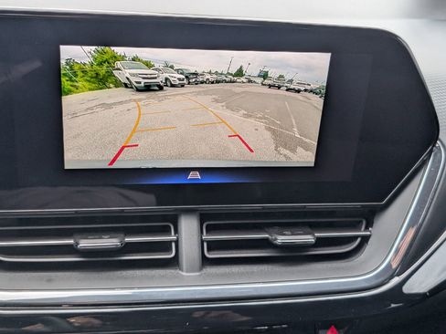 Used 2025 Chevrolet Trax RS w/ Driver Confidence Package FWD image 20