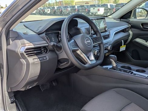 New 2026 Nissan Altima 2.5 SV AWD/4WD image 5