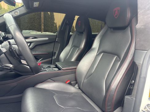 Used 2020 Lamborghini Urus image 4