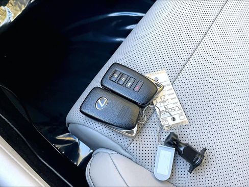 Used 2013 Lexus GS 350 w/ Luxury Pkg RWD image 13
