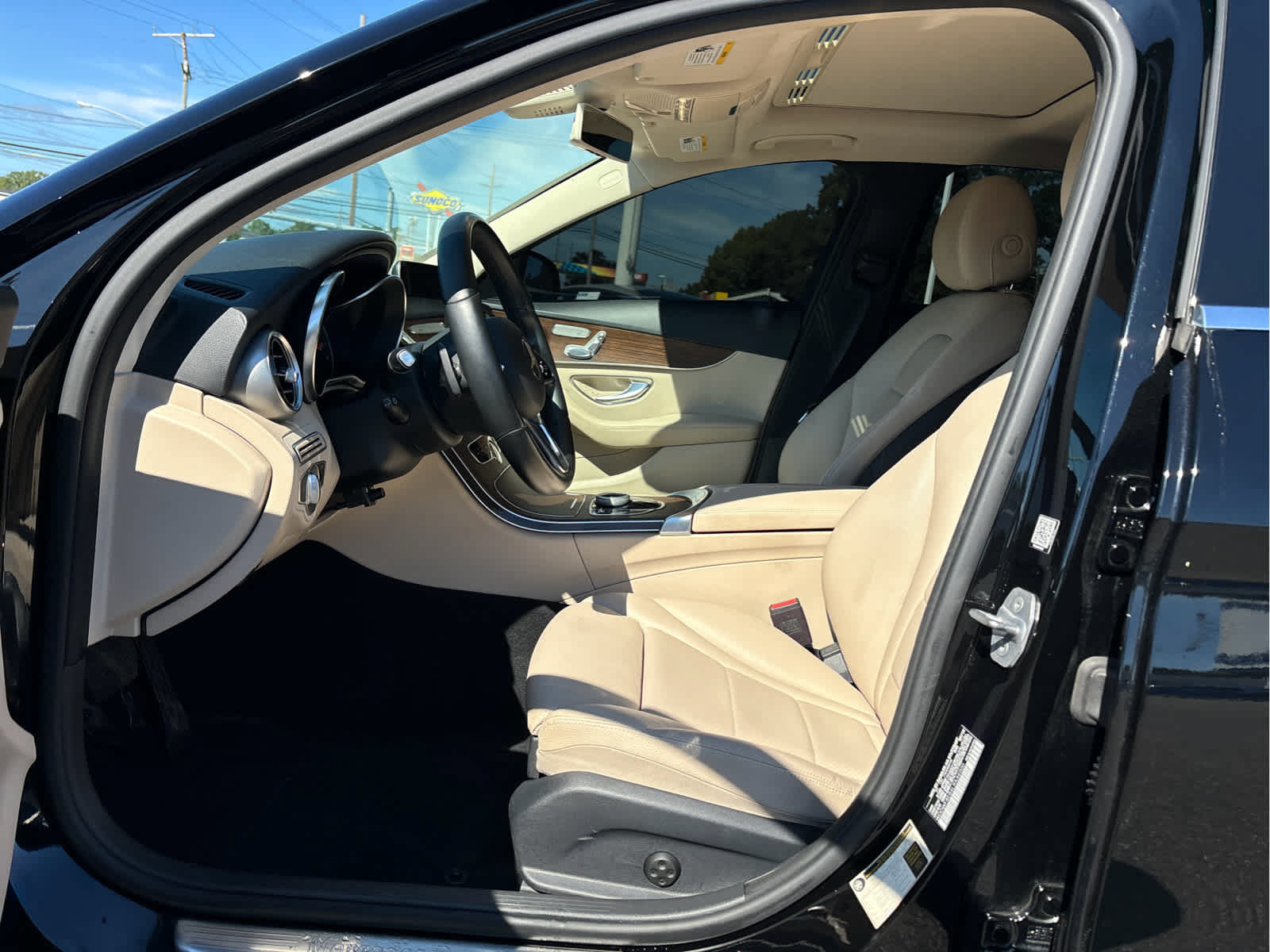 Used 2020 Mercedes-Benz C 300 4MATIC Sedan image 8