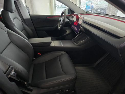 Used 2026 Tesla Model Y Premium image 49