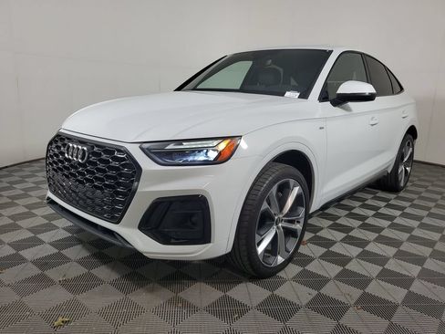 Used 2023 Audi Q5 2.0T Premium Plus w/ Premium Plus Package AWD/4WD image 3