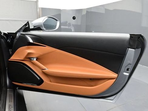 Used 2021 Ferrari Roma RWD image 14
