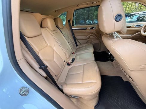 Used 2014 Porsche Cayenne AWD/4WD image 29