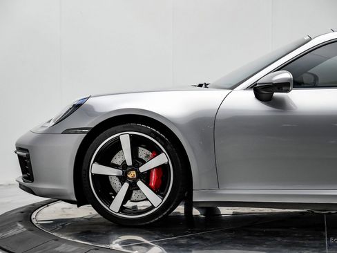 Used 2024 Porsche 911 Carrera S w/ Premium Package image 6