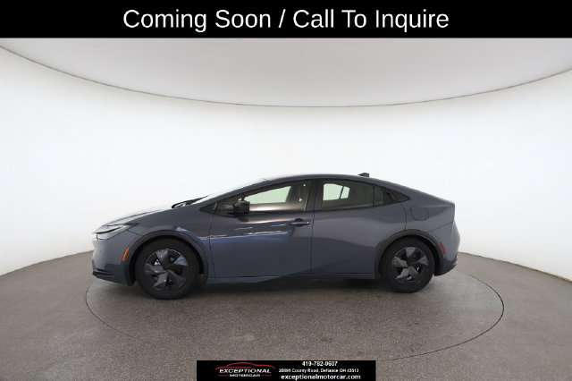 Used 2025 Toyota Prius LE FWD image 6