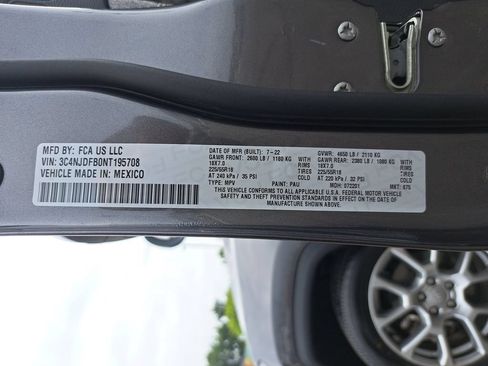 Certified 2022 Jeep Compass Latitude AWD/4WD image 34