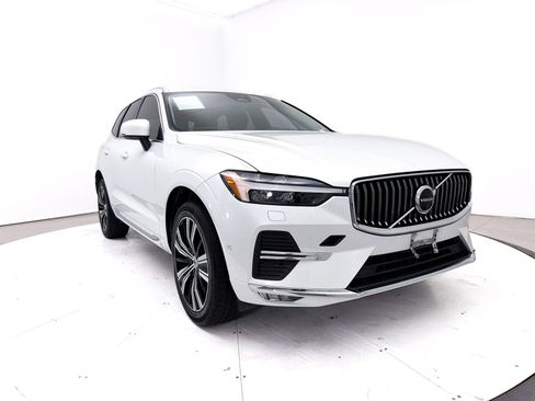 Used 2023 Volvo XC60 B5 Plus w/ Protection Package Premier FWD image 12