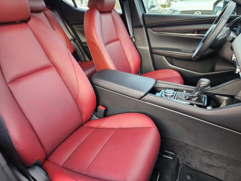 Certified 2025 MAZDA MAZDA3 Carbon image 14