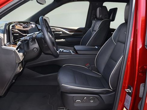 Used 2023 Cadillac Escalade Premium Luxury RWD image 11