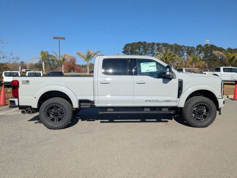 New 2026 Ford F250 Lariat w/ Black Appearance Package image 3