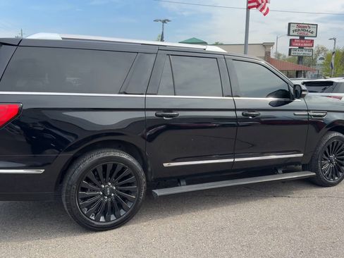 Used 2019 Lincoln Navigator L Reserve AWD/4WD image 12