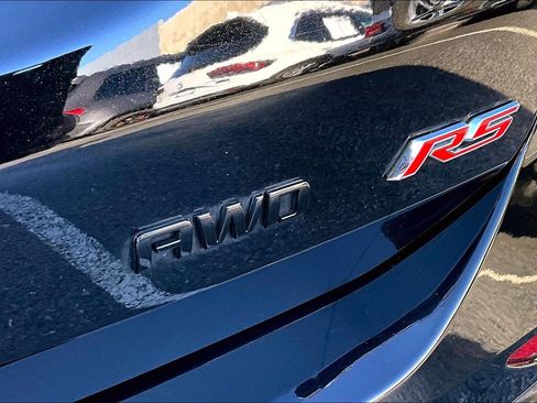 Used 2024 Chevrolet Equinox RS image 8