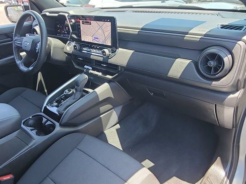 Used 2026 Chevrolet Colorado Trail Boss AWD/4WD image 28