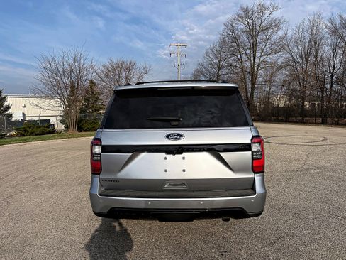 Used 2021 Ford Expedition Max Limited image 6