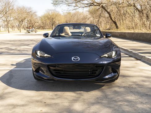 Used 2025 MAZDA MX-5 Miata RF Grand Touring image 48