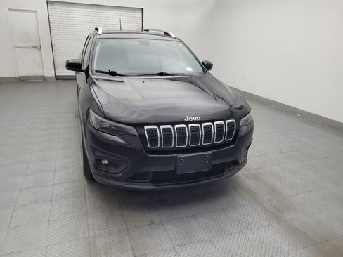 Used 2019 Jeep Cherokee Latitude Plus FWD image 14