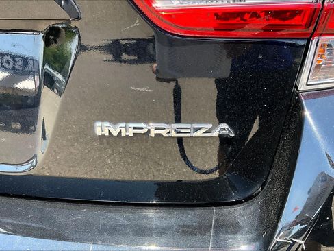 Used 2019 Subaru Impreza 2.0i Premium AWD/4WD image 9