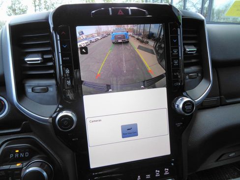 Used 2024 RAM 1500 Big Horn image 13