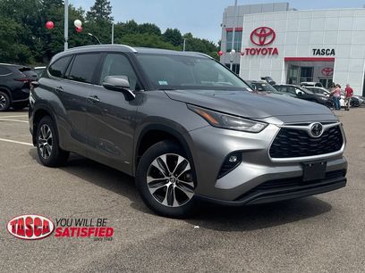 Used 2026 Toyota Highlander XLE