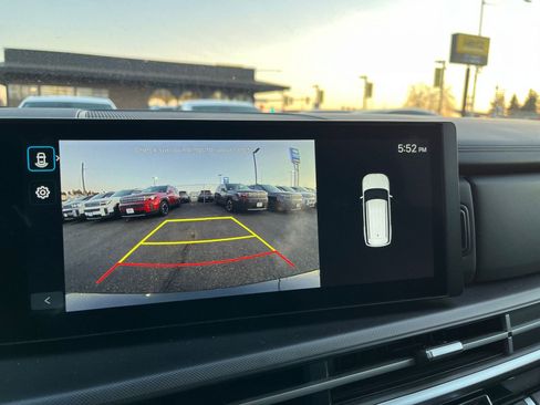 Used 2025 Hyundai Santa Fe SEL image 17