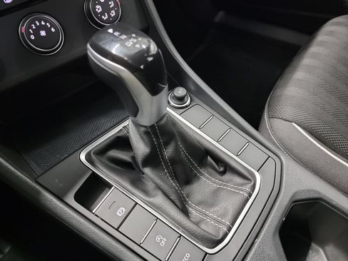 Used 2022 Volkswagen Jetta Sport FWD image 26