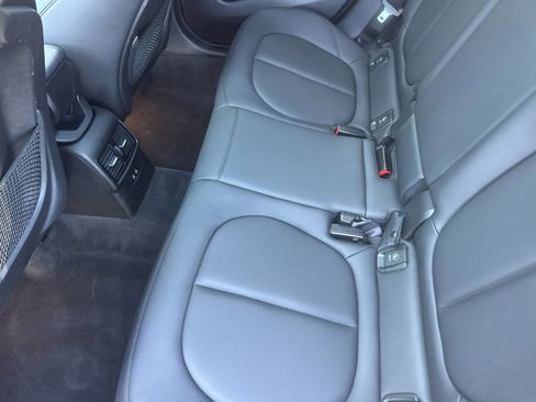 Used 2020 BMW X1 xDrive28i w/ Premium Package image 11