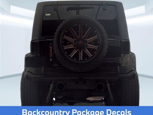 Used 2016 Jeep Wrangler Unlimited Sahara AWD/4WD image 8
