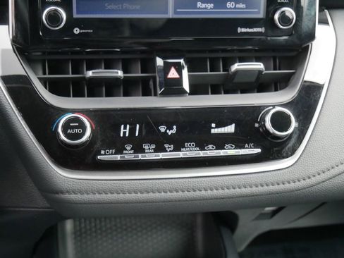 Certified 2021 Toyota Corolla SE w/ Carpet Mat Package (TMS) image 20