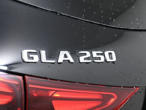 Certified 2026 Mercedes-Benz GLA 250 4MATIC image 36
