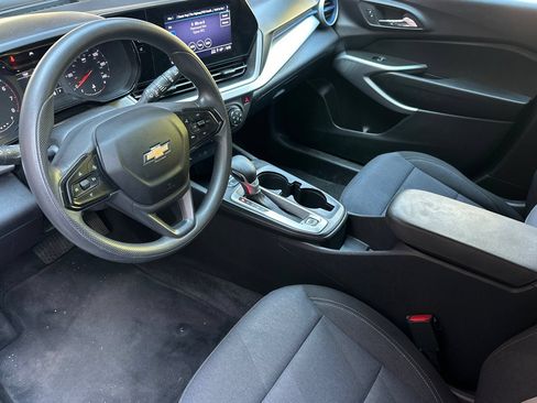 Used 2024 Chevrolet Trax LS FWD image 10