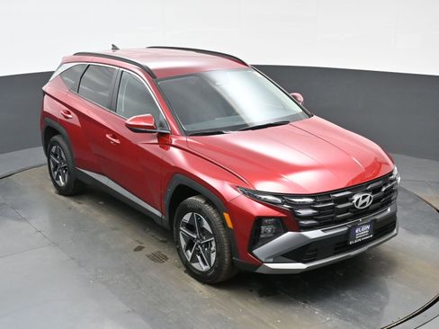 Certified 2025 Hyundai Tucson SEL image 40