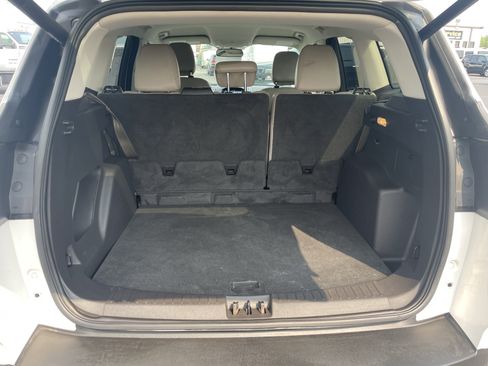 Used 2018 Ford Escape SEL AWD/4WD image 9