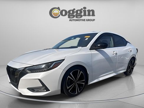 Used 2021 Nissan Sentra SR w/ SR Premium Package image 1