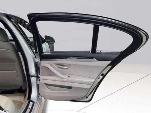 Used 2013 BMW 550i Sedan image 75