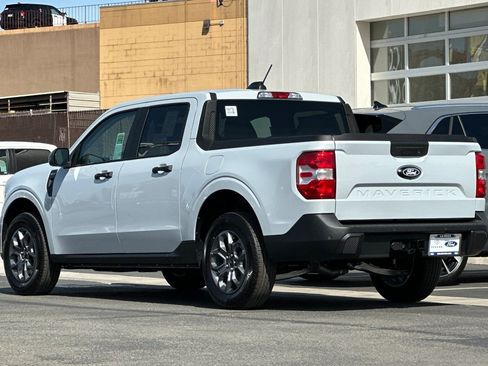 New 2026 Ford Maverick XLT w/ XLT Luxury Package image 5