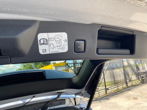 Used 2020 Ford Escape SEL AWD/4WD image 11