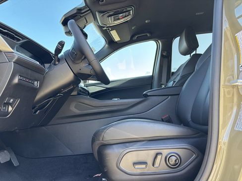 New 2026 Jeep Cherokee Limited AWD/4WD image 10