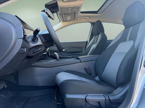 New 2026 Nissan Sentra SV w/ SV Convenience Package FWD image 13