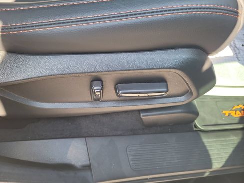 Certified 2025 Honda Pilot TrailSport image 32