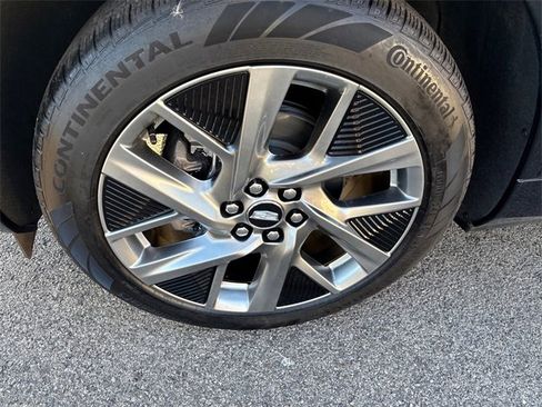 Used 2025 Cadillac Optiq Luxury 1 w/ LPO, Floor Liner Package image 5