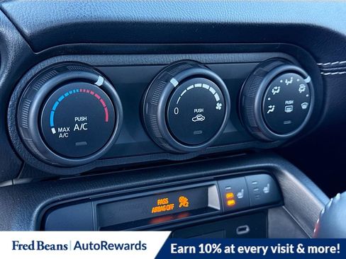 New 2025 MAZDA MX-5 Miata Club image 16