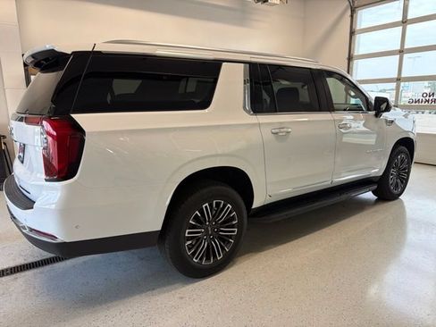 Used 2026 GMC Yukon XL Elevation w/ LPO, Floor Liner Package AWD/4WD image 10